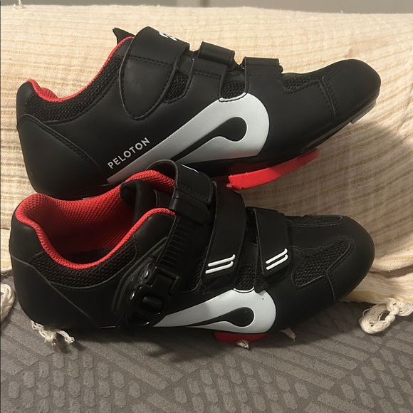 Peloton Cycling Shoes (Size 38 / Women’s 7) - Picture 1 of 4